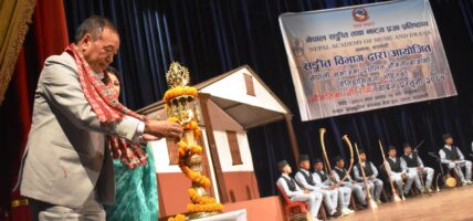 कला र संगीतलाई पर्यटनसँग जोडेर लैजानु आवश्यक : मन्त्री तामाङ