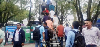 नाडा अटो शो–२०२४ मा इभी गाडीबारे बुझ्न र खरिद गर्न सर्वसाधारण खचाखच (फोटोफिचर)