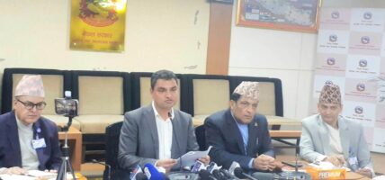 स्वास्थ्य बीमाको दायरा ५ लाख पुर्याउने स्वास्थ्यमन्त्री पौडेलको प्रस्ताव सुरुमै विवादमा