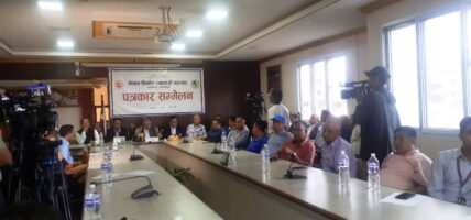 भुक्तानी देऊ होइन भने आन्दोलन गर्न बाध्य हुनेछौंः निर्माण व्यवसायी महासंघ