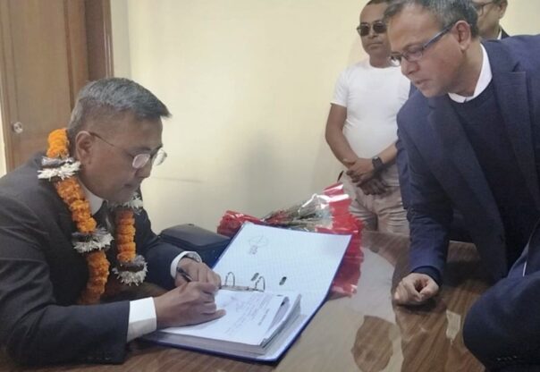 धितोपत्र बोर्डका अध्यक्ष सन्तोष नारायण श्रेष्ठले दिए राजीनामा 