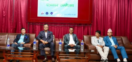 पुस ११ देखि चितवनमा हात्ती तथा पर्यटन महोत्सव हुँदै