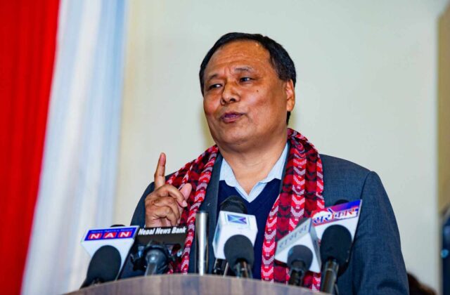 उपभोक्तामाथि विद्युतमा भ्याट लगाउने विषयको कुलमान घिसिङले गरे विरोधः तत्काल पुनरावलोकनको आग्रह