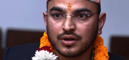 बीमा प्राधिकरणका अध्यक्ष शरद ओझामाथि छानविन गर्न न्यायिक समिति गठन, ओझा निलम्बित