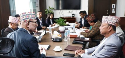 नयाँ बजेटबारे शहरी र उर्जा मन्त्रालयसँग छलफल, संघीय महत्वका आयोजनहरुमा केन्द्रित हुन अर्थमन्त्रीको आग्रह