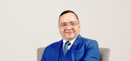 ज्ञानेन्द्र ढुंगानाको राजीनामा स्वीकृतपछि नबिल बैंकको कामु सीईओकाे जिम्मेवारी मनोज ज्ञवालीलाई