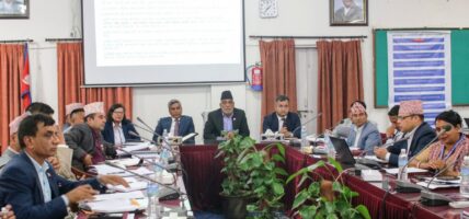 आफ्नै धादिङ जिल्लाका जनप्रतिनिधिलाई मन्त्रालयमा बोलाएर कृषिमन्त्री अधिकारीले गरे बजेटबारे छलफल