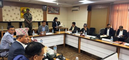 प्रदेशका मन्त्री र स्थानीय तह प्रमुख बोलाएर स्वास्थ्य मन्त्री पौडेलले भने–स्वास्थ्य समस्या समाधानमा मिलेर काम गरौं !