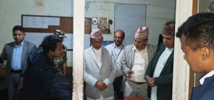 नो लाइट शाखाभित्र निरीक्षण गर्दै मन्त्री खड्काले भने–‘लोडसेडिङ हुँदैन, हुन दिइँदैन’