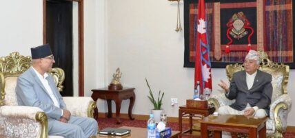 अर्थमन्त्रीद्धारा राष्ट्रपति पौडेलसमक्ष आगामी बजेटबारे ब्रिफिङ
