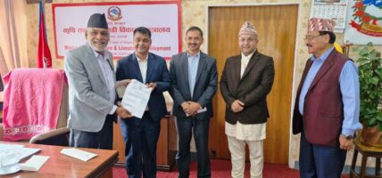 नार्क सुधारका लागि पोख्रेलको संयोजकत्वमा तीन सदस्यीय उच्चस्तरीय पुर्नसरचना सुझाव समिति