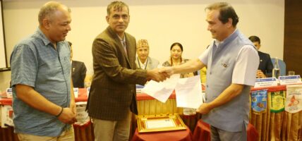 रोड सेफ्टी फोटो प्रतियोगिता एवं प्रदर्शनी हुने