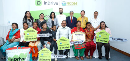 नेपालका बाढी र पहिरोबाट पीडितलाई इनड्राइभद्धारा घरहरू हस्तान्तरण