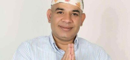 केरुङमा अलपत्र २०० नेपाली आज स्वदेश फर्कँदै, रसुवाका सांसद आचार्यले लिए पहलकदमी