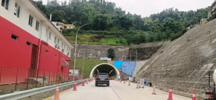 नागढुङ्गा सुरुङ मार्ग संचालनको तयारी गर्न निर्देशन