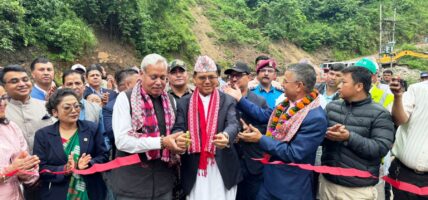पुवा खोलाको बेलीब्रीज उद्घाटनपछि सञ्चालनमा, हेवा खोलामा जडान गरिएको मोडुलर ब्रीजको उद्घाटन हुँदै