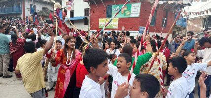 धुमधामका साथ काठमाडौं लगायत देशका विभिन्न स्थानमा सांस्कृतिक पर्व गाइजात्रा मनाइँदै