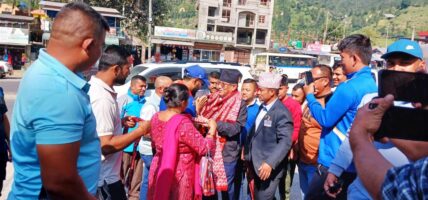 केपी ओली नेतृत्वमा नरहे एमालेसँग पनि हुन सक्छ एकताः प्रचण्ड