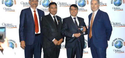 ग्लोबल आइएमई बैंक दोस्रो पटक ग्लोबल फाइनान्सको “बेष्ट बैंक अवार्ड” बाट सम्मानित