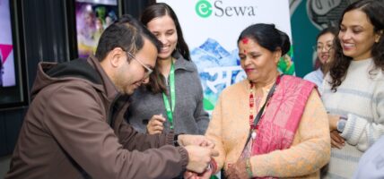 ‘परान’ चलचित्र हेरेर ईसेवा परिवार भावुक बनेपछि…