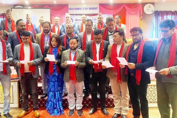 कपिल रेग्मीको संयोजकत्वमा नेपाल वितरक संघ काठमाडौं क्षेत्रीय समिति, संघले आफ्नै नयाँ भवन बनाउने