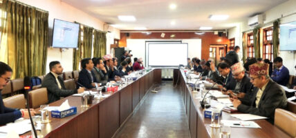 पाँचवटा कानून संशोधन भए विदेशमा रहेका नेपालीले मतदानमा भाग लिन पाउने
