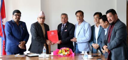 चेम्बरद्धारा मुख्य सचिवसमक्ष सुरक्षाको प्रत्याभूति र आर्थिक नीतिगत स्थायीत्वको माग