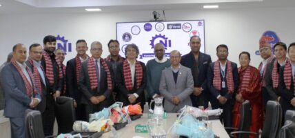 नेपाल उद्योग परिसंघबाट सर्वोत्कृष्ट करदाता सम्मानित, बढी कर तिर्ने को–को परे ?