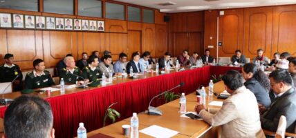 सरकारले तोडिएका ठेक्काको तत्काल नयाँ टेण्डर प्रक्रिया सुरु गर्ने, कुलमान घिसिङले दिए निर्देशन