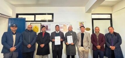 खेल पाठ्यक्रम विकासमा केन्द्रित हुँदै विद्यालय खेलकुद महासंघ र काठमाडौं विश्वविद्यालयबीच समझदारी