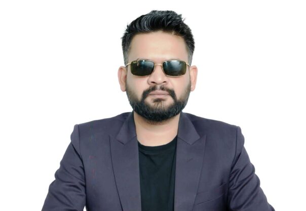 प्रधानमन्त्रीले पुँजी बजार, धितोपत्र व्यवसाय तथा बीमा क्षेत्रका सरोकारवालासँग विशेष छलफल गर्दै