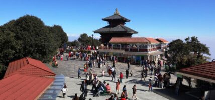 चन्द्रागिरि हिल्समा आन्तरिक पर्यटकको उल्लेख्य भीड