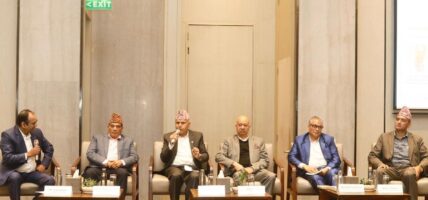 पेट्रोलमा इथानोल मिसाउने बाटो खुल्यो, अर्थतन्त्रमा आशा, लगानी कर्ता र सरकारपक्ष तयार