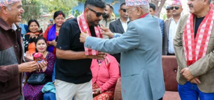 झापामा रास्वपाका नेता एमालेमा प्रवेश