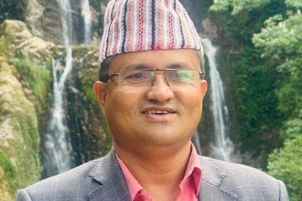 हामीलाई प्रहार गरेर जिविका चलाइरहेका मानसिक रोगीहरूका प्रलापले केही फरक पार्ने छैनः सूर्य थापा