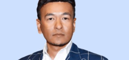 नेपाल माईक्रो इन्स्योरेन्स कम्पनीका अध्यक्ष आशिष श्रेष्ठ पक्राउ