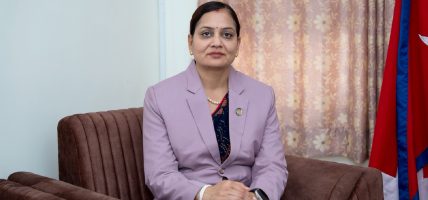 जलेका गाडीको नाममा इन्धन दुरुपयोगः अनुसन्धान गरी कारबाही गर्न मन्त्री मेहताको निर्देशन