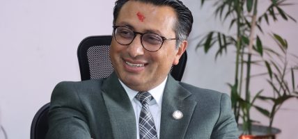 अर्थमन्त्री भन्छन्–शेयर बजारमा इनसाइडर ट्रेडिङ गर्नेलाई निस्तेज पारिनेछ !