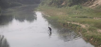 असार १ देखि पोखरामा ढुंगा ,गीटी, बालुवा उत्खननमा रोक