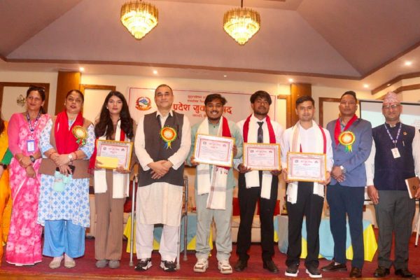 अनुसन्धान क्षेत्रमा योगदान पुर्‍याएका चार जना सुदूरपश्चिमका युवा वैज्ञानिक सम्मानित