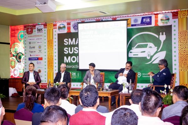 पाेखरमा दिगो सहरी यातायात व्यवस्थापनका लागि ४० मिलियन अमेरिकी डलर लगानी हुने पाेखरमा दिगो सहरी यातायात व्यवस्थापनका लागि ४० मिलियन अमेरिकी डलर लगानी हुने