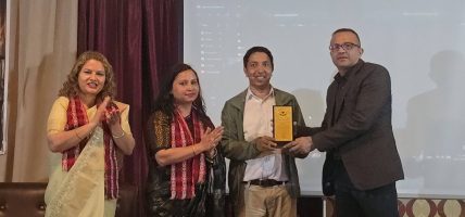 ब्लक बुल गार्मेन्ट ट्रेडिङकाे अजमेरा फेसन डिजाइन एक्सिलेण्ड अवार्ड–२०२६ बाट ३ जना पुरस्कृत