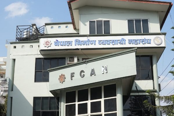 मूल्य समायोजनबाट वञ्चित हुँदा निर्माण उद्योगहरू धराशायी, पीडादायी अवस्थामा व्यवसायीहरु