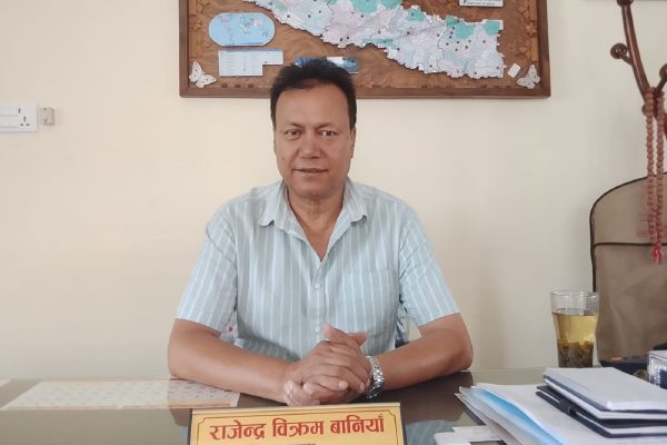 फाष्ट ट्र्याक बन्नासाथ अहिले भइरहेका दुई तिहाइ ट्रकले काम पाउँदैनन् ! फाष्ट ट्र्याक बन्नासाथ अहिले भइरहेका दुई तिहाइ ट्रकले काम पाउँदैनन् !