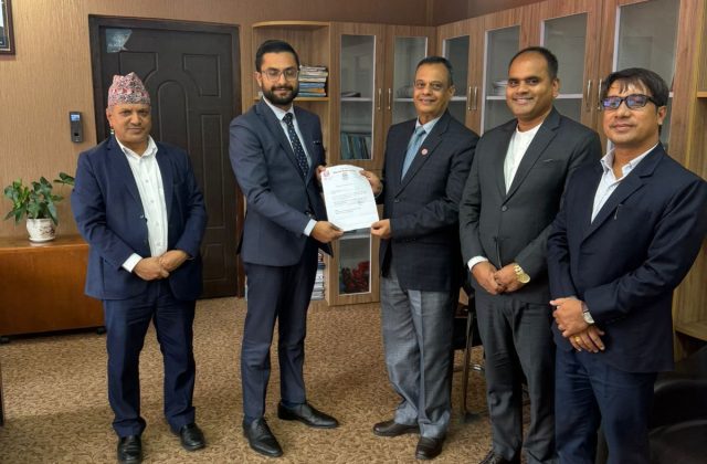 चिकित्सा शिक्षा आयोगको उपाध्यक्षमा डा.देवेन्द्र खत्री नियुक्त