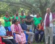 प्राङ्गारिक मल प्रयोग सुझाउँदै कृषिमन्त्री किसानको घरदैलोमा
