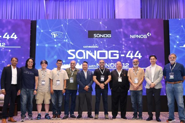 South Asian Internet Pioneers Honored in Kathmandu South Asian Internet Pioneers Honored in Kathmandu